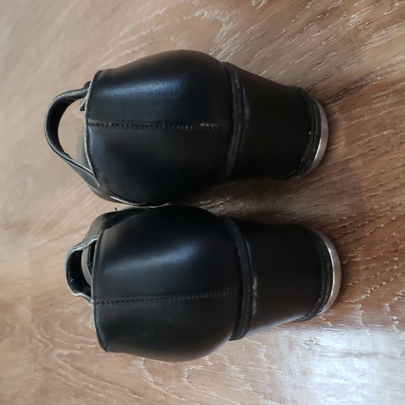 (7.5) Freed of London Made in England Hand-Lasted Mary Jane Style Tap Shoes - Picture 4 of 16